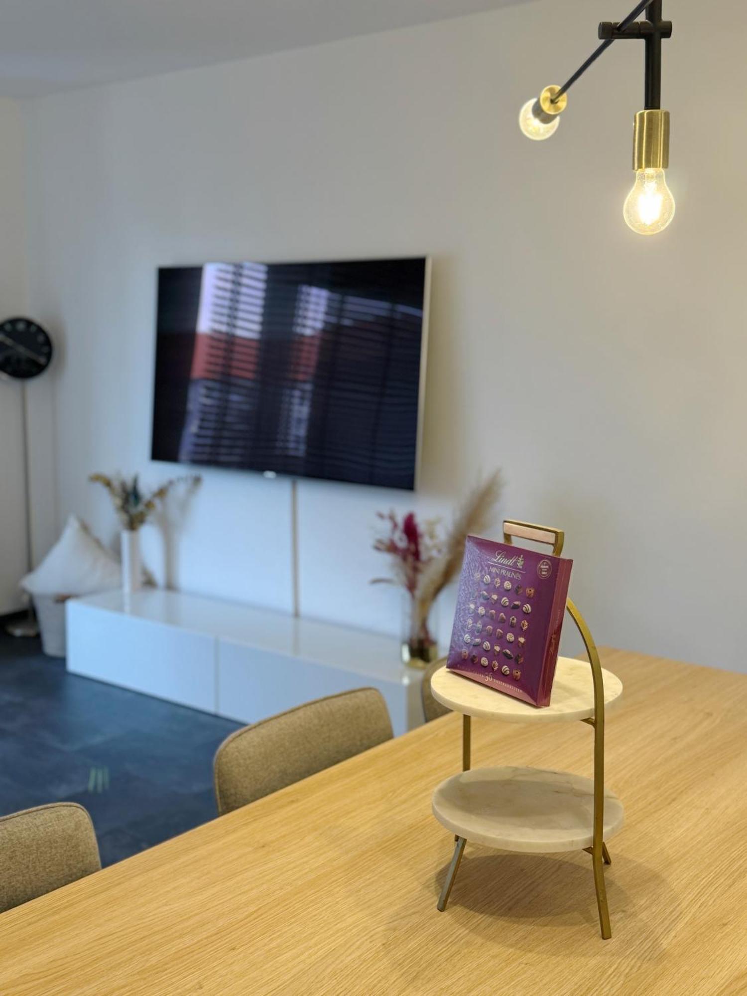 90M2 I Central I Netflix I Wifi I Free Parking I Lia Apartments Hannover Exteriör bild